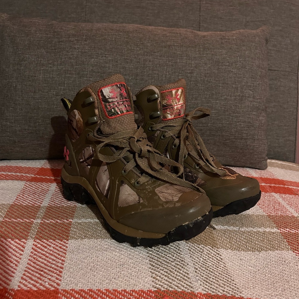 Under Armour Hiking Boots